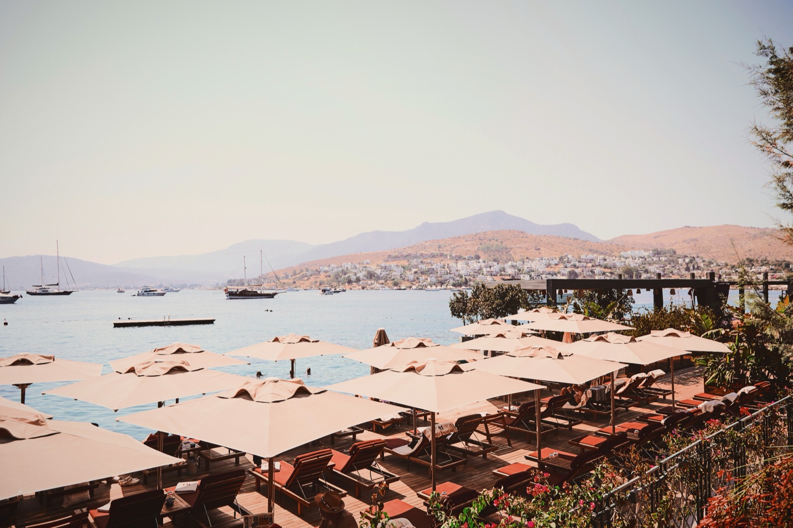 DAZE Türkbükü – Bar in Türkbükü, Bodrum