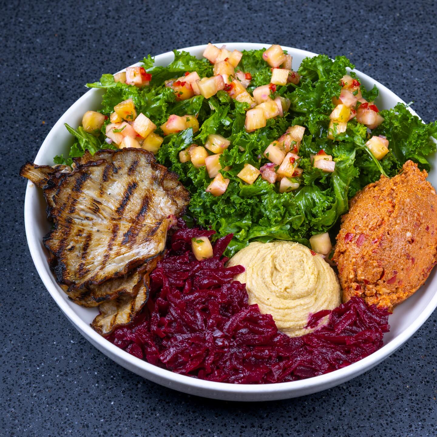 Fern Mediterranean Eatery – Cafe in Fenerbahçe, Istanbul