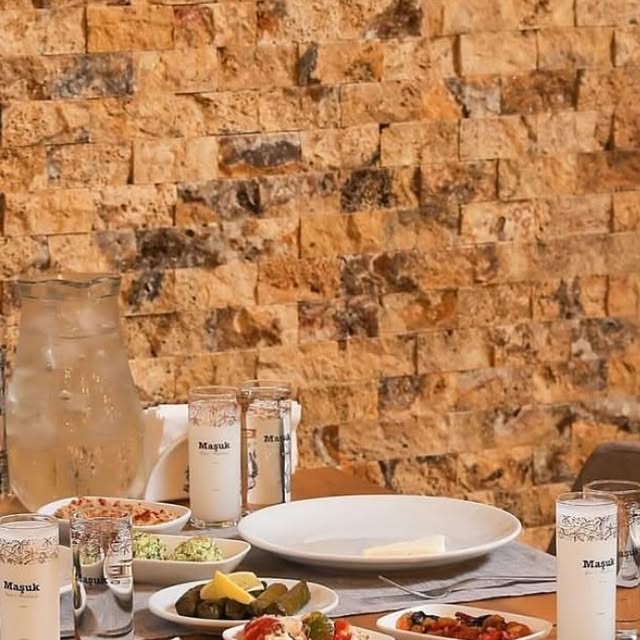 Maşuk Devr-i Meyhane - Restaurant in Kadıköy, Istanbul